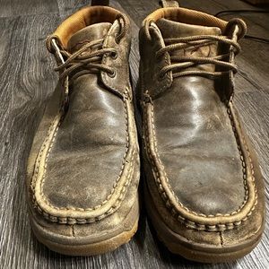 TWISTED X MEN'S CELLSTRETCH DRIVING SHOES - MOC TOE. Used but in great shape.